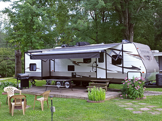 Bunkhouse Rental Exterior